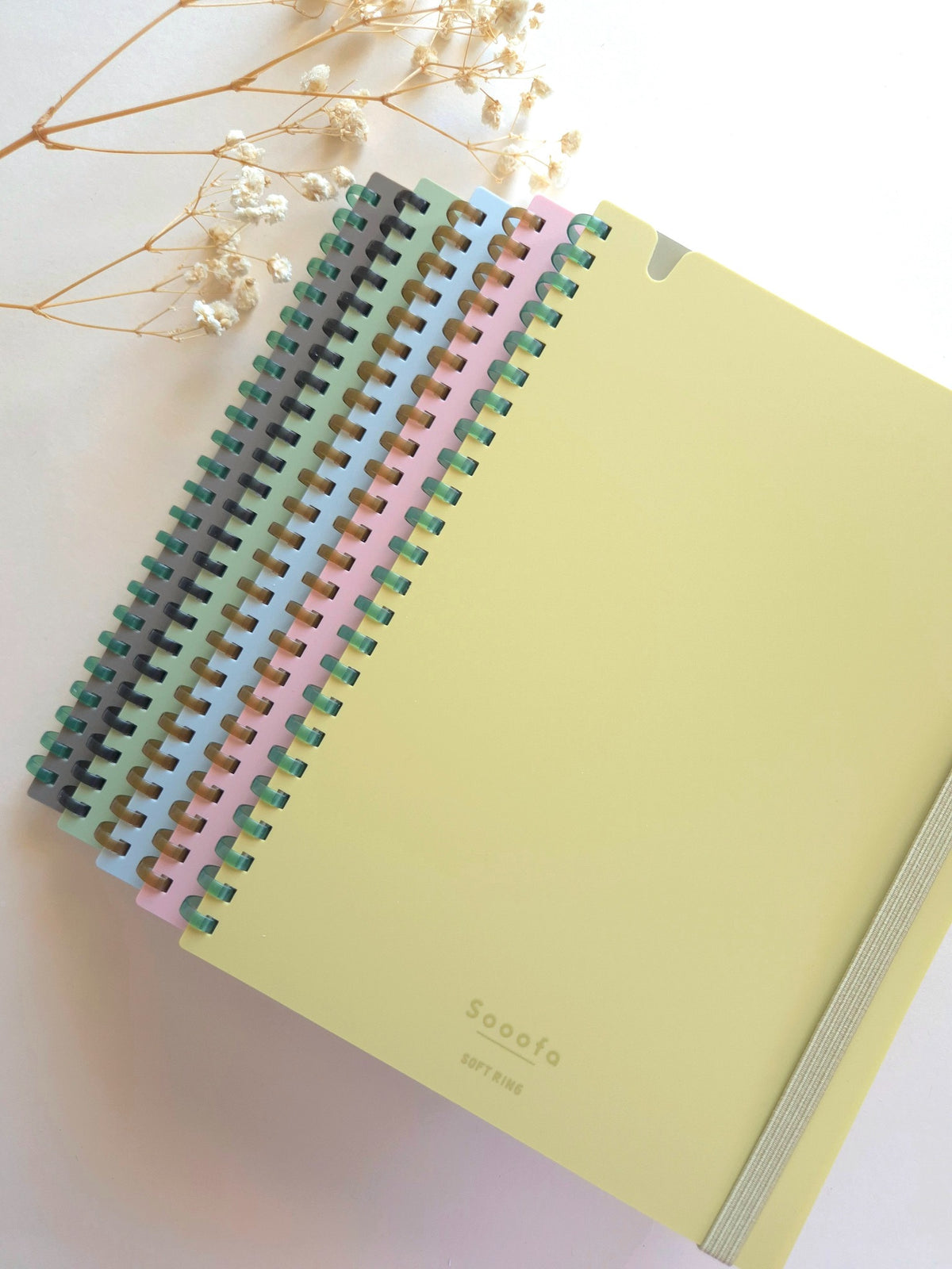 KOKUYO Sooofa Soft Ring Notebook A5 in Warm grey, Green, Light Blue, Pink and Yellow