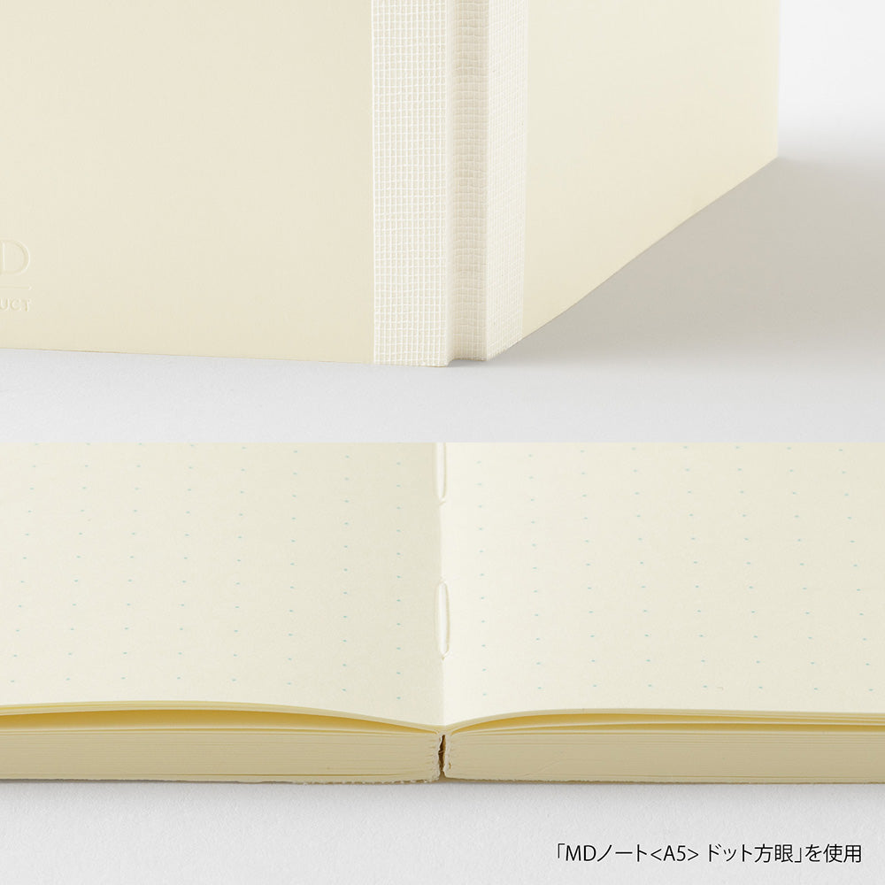 Midori MD Notebook B6 Slim thread-stitched binding detail
